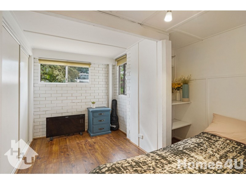 275 MacDonnell Road, Clontarf QLD 4019