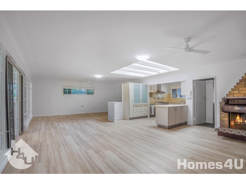 18 Rogers Road, Clontarf QLD 4019