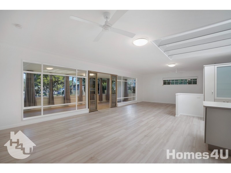 18 Rogers Road, Clontarf QLD 4019