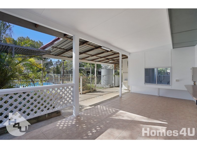 18 Rogers Road, Clontarf QLD 4019