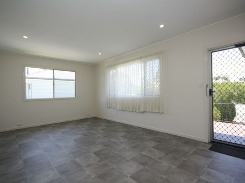 17 Essey Street, Clontarf QLD 4019