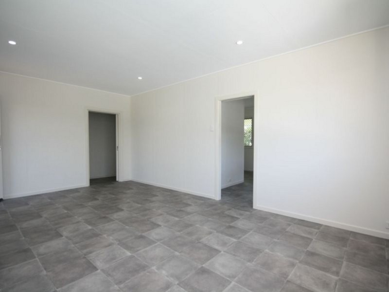 17 Essey Street, Clontarf QLD 4019