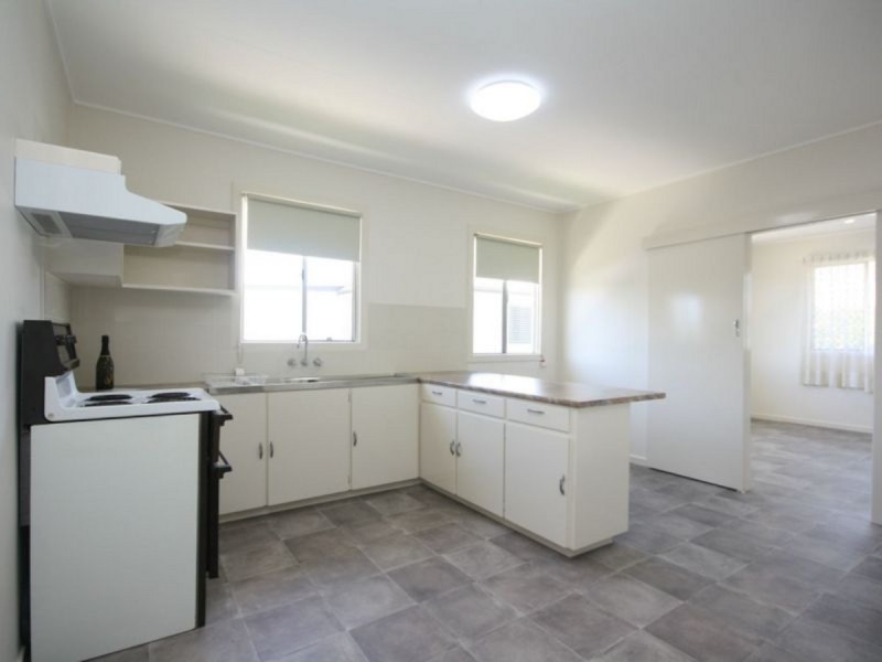 17 Essey Street, Clontarf QLD 4019