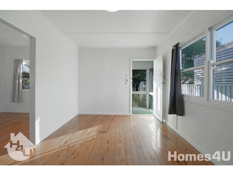 13 Donald Street, Woody Point QLD 4019