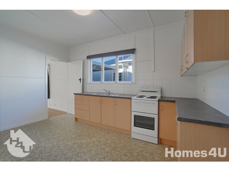 13 Donald Street, Woody Point QLD 4019