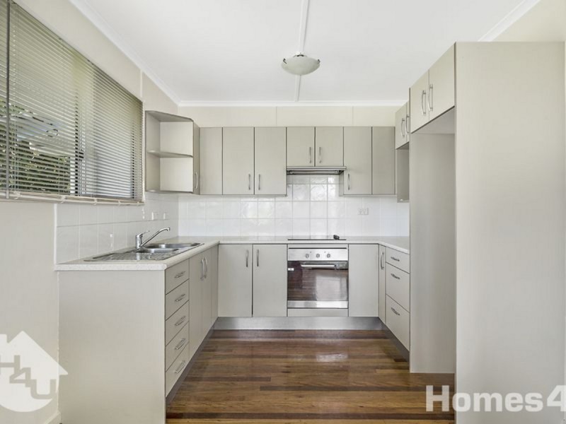 7 Henzell Street, Redcliffe QLD 4020