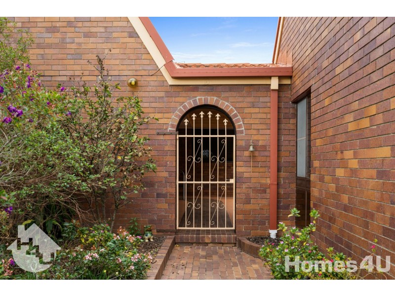 16 Pinewood Street, Redcliffe QLD 4020