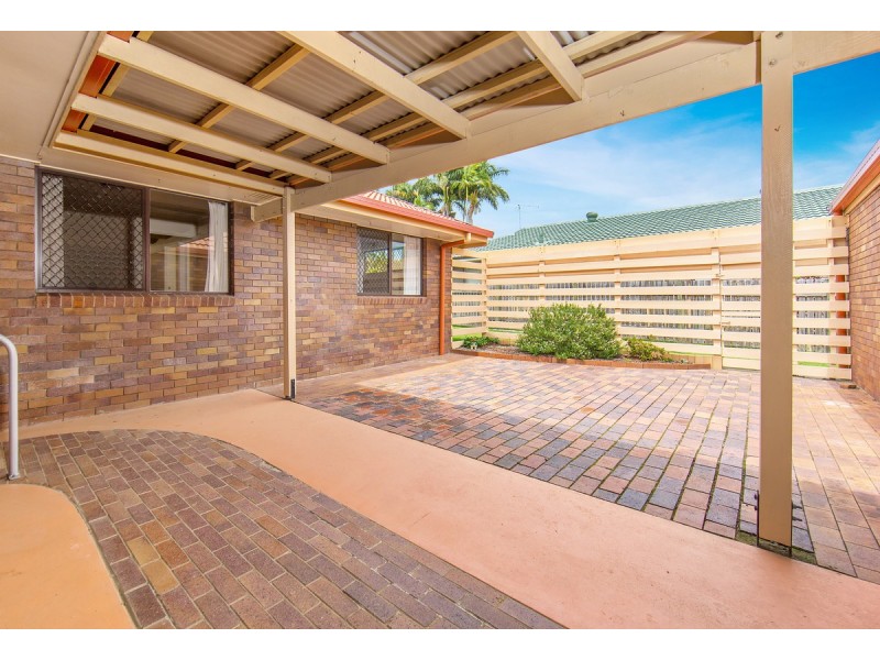 16 Pinewood Street, Redcliffe QLD 4020