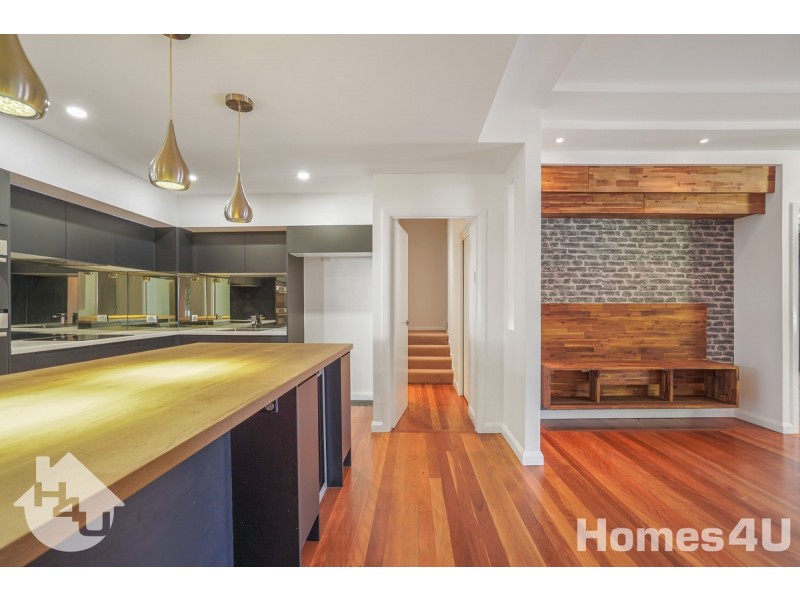 1 Hardiman Street, Woody Point QLD 4019