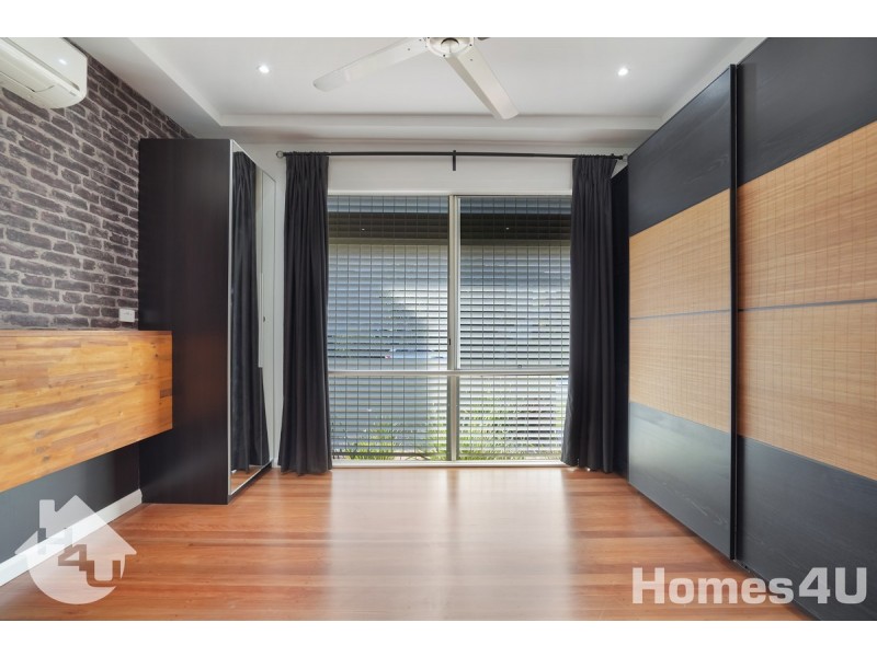 1 Hardiman Street, Woody Point QLD 4019