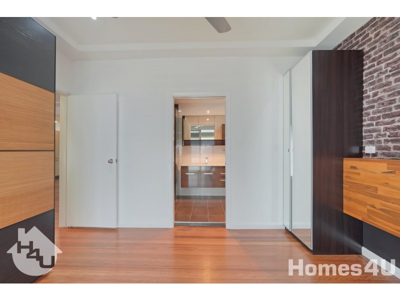 1 Hardiman Street, Woody Point QLD 4019