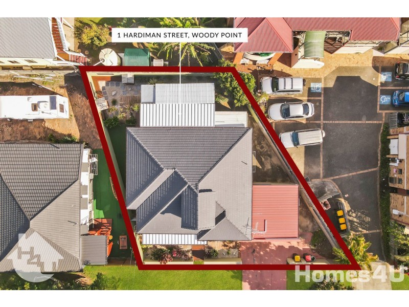 1 Hardiman Street, Woody Point QLD 4019