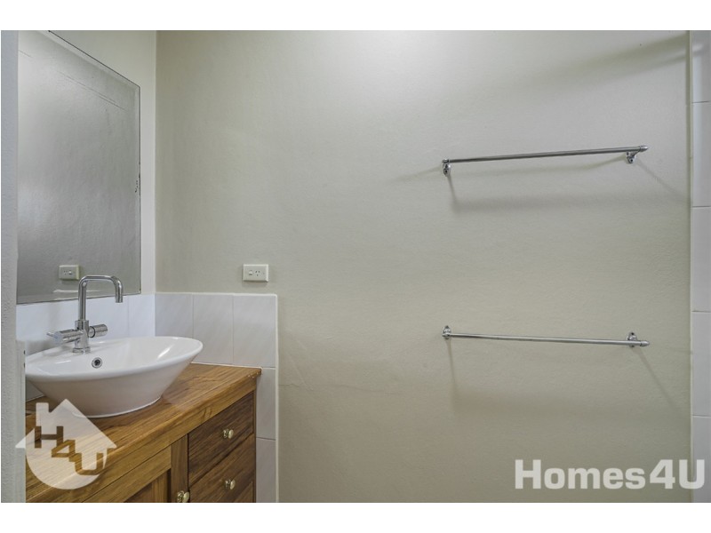 2/208 Oxley Avenue, Margate QLD 4019