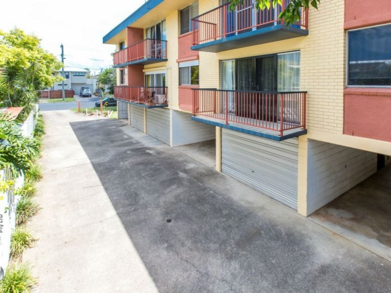 2/208 Oxley Avenue, Margate QLD 4019