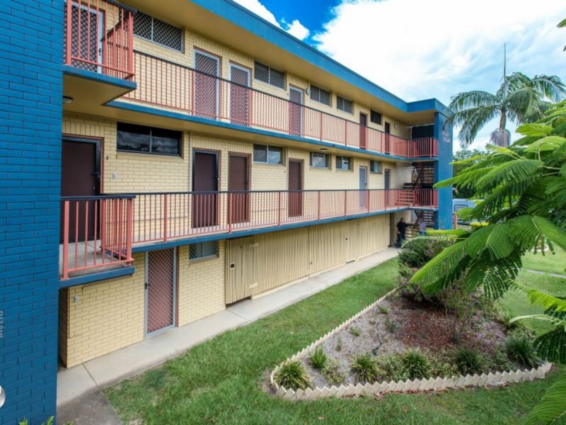 2/208 Oxley Avenue, Margate QLD 4019