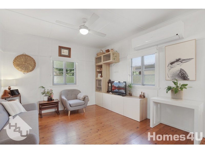 8 Sackett Street, Brighton QLD 4017