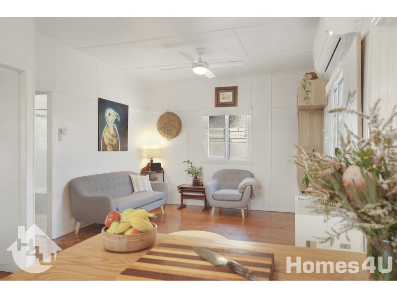 8 Sackett Street, Brighton QLD 4017