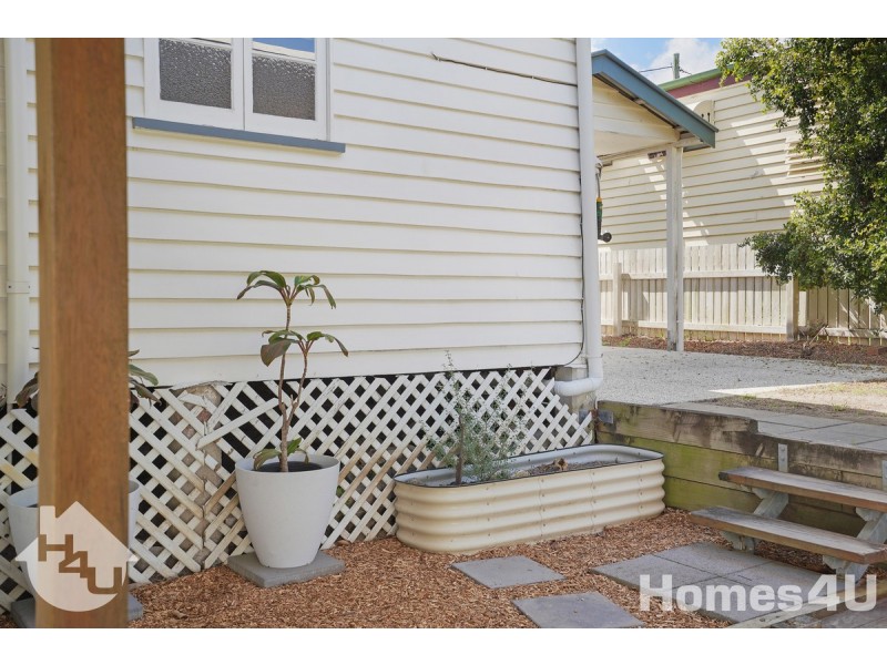 8 Sackett Street, Brighton QLD 4017