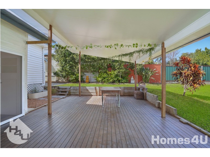 8 Sackett Street, Brighton QLD 4017