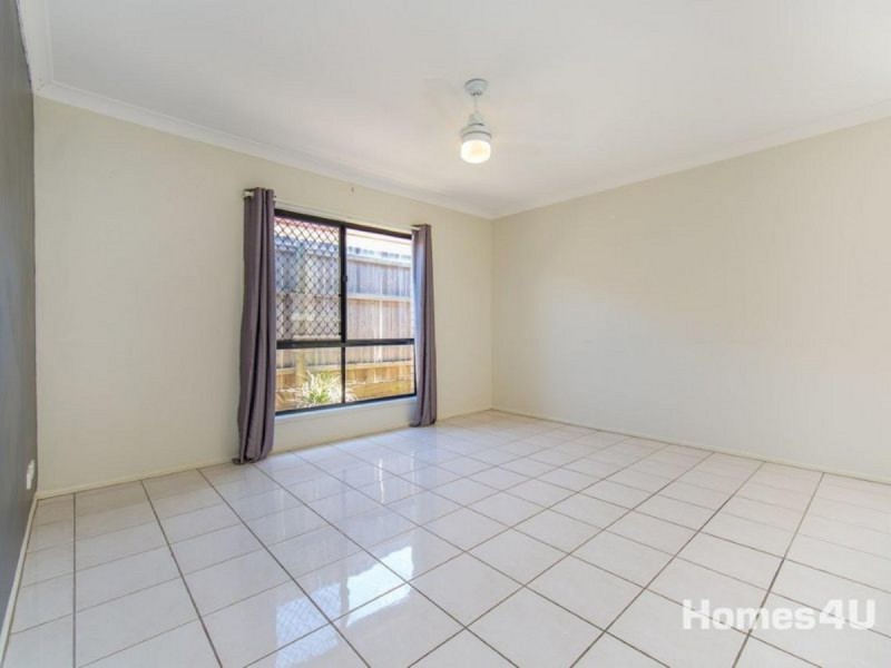 9 Dysart Street, Rothwell QLD 4022