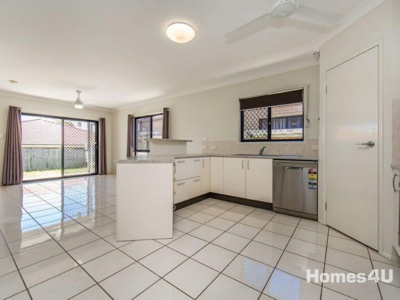 9 Dysart Street, Rothwell QLD 4022