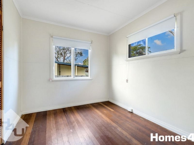 26 Seaview Parade, Deception Bay QLD 4508