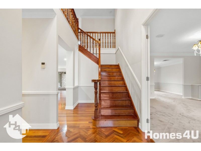 23 Fiddlewood Place, Bridgeman Downs QLD 4035