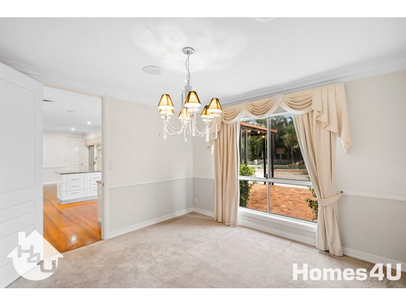 23 Fiddlewood Place, Bridgeman Downs QLD 4035