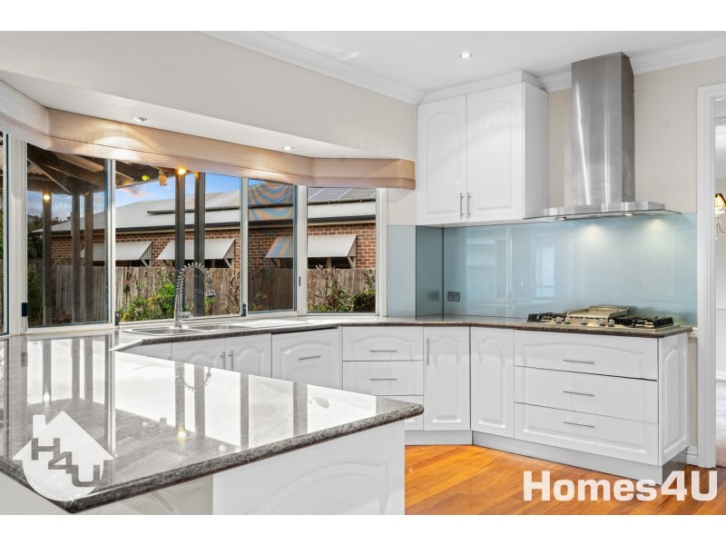 23 Fiddlewood Place, Bridgeman Downs QLD 4035