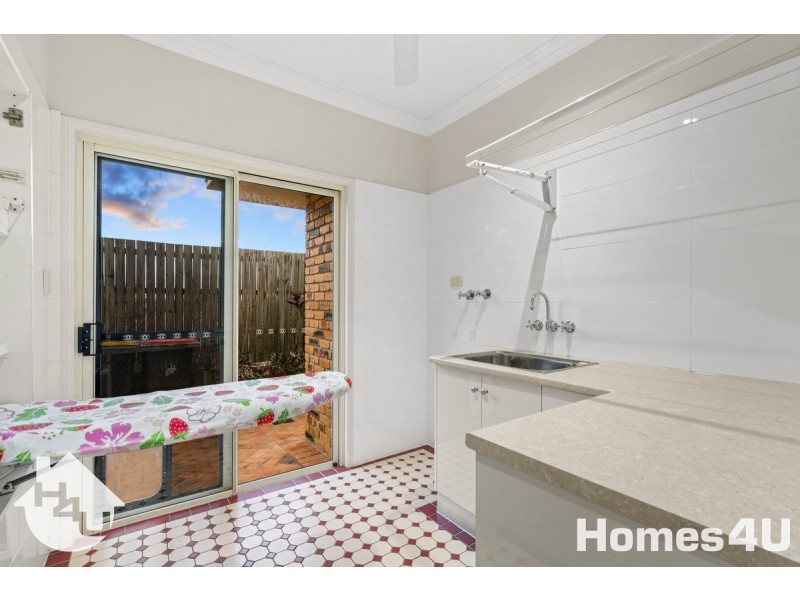 23 Fiddlewood Place, Bridgeman Downs QLD 4035