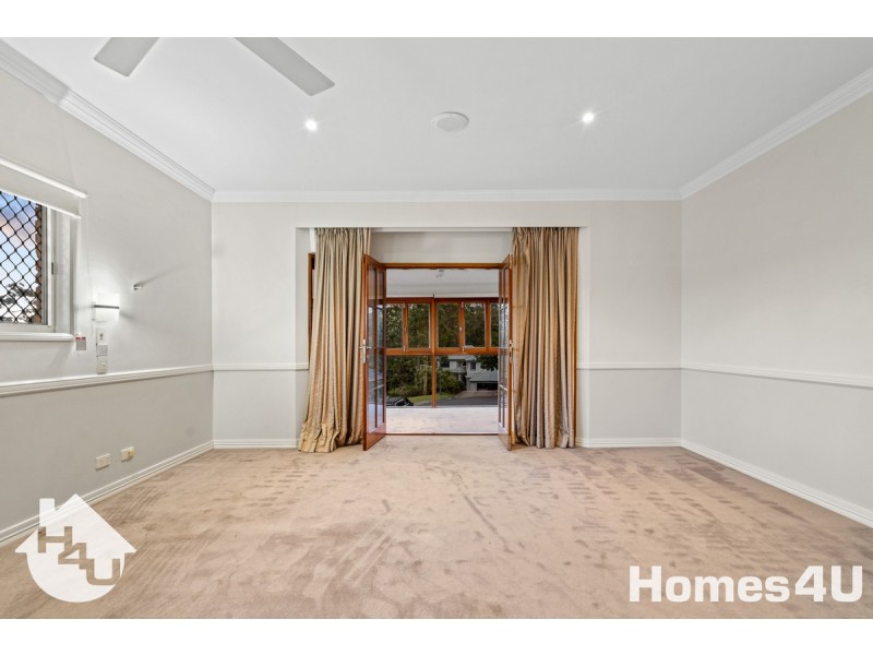 23 Fiddlewood Place, Bridgeman Downs QLD 4035