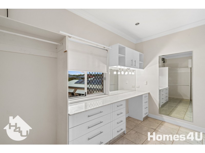 23 Fiddlewood Place, Bridgeman Downs QLD 4035