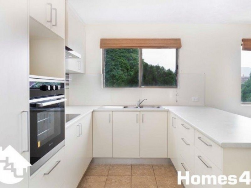 Unit 3/35 Hawthorne Street, Woody Point QLD 4019