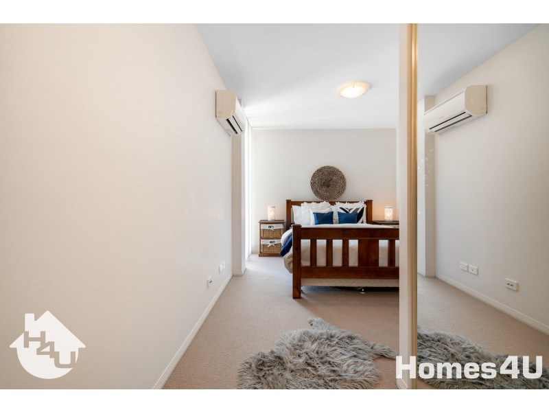 702/14 Oxley Avenue, Woody Point QLD 4019