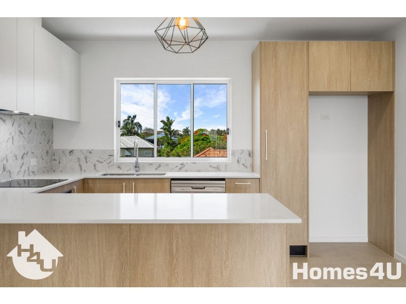 204/22 Arthur Street, Woody Point QLD 4019