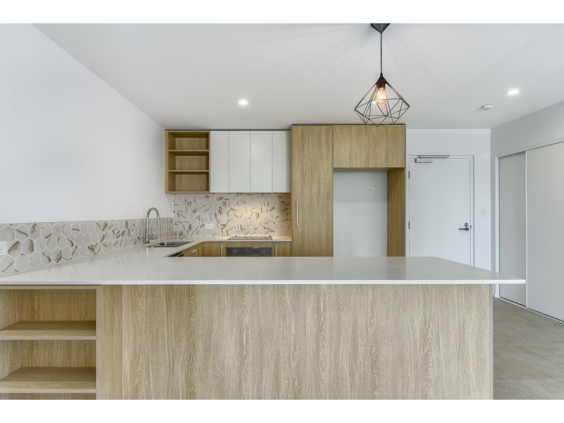 205/22 Arthur Street, Woody Point QLD 4019