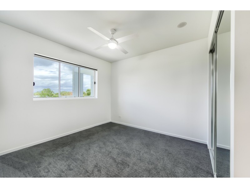 205/22 Arthur Street, Woody Point QLD 4019
