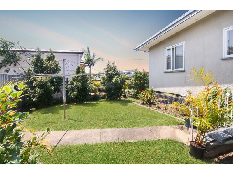 2/5 Hill Parade, Clontarf QLD 4019