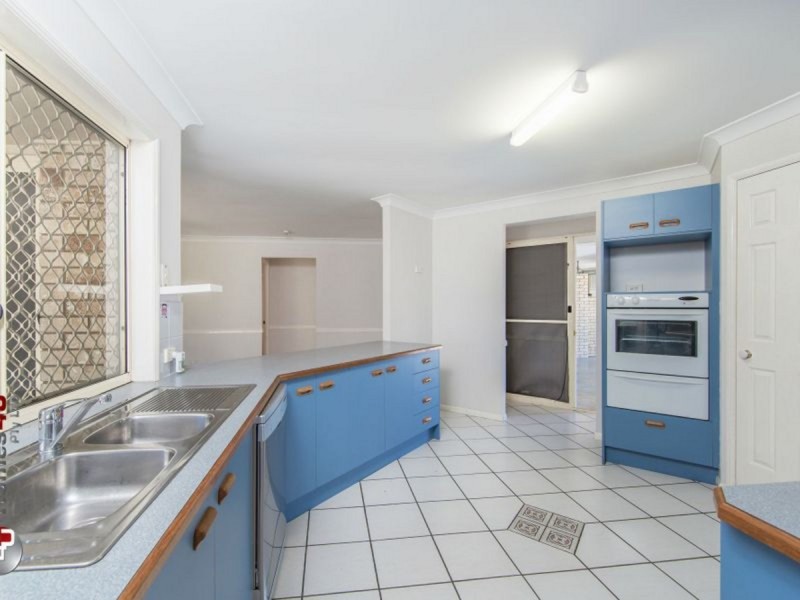 39 Fern Street, Deception Bay QLD 4508