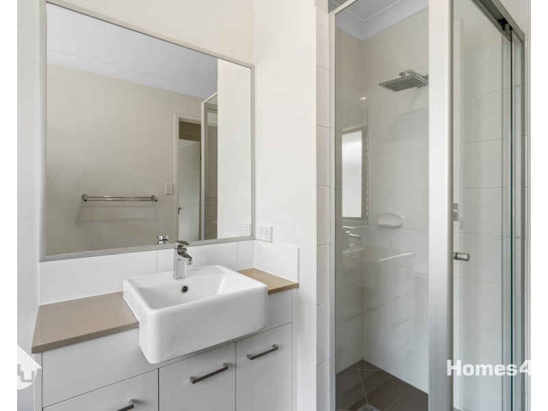39 Matthew Street, Carseldine QLD 4034