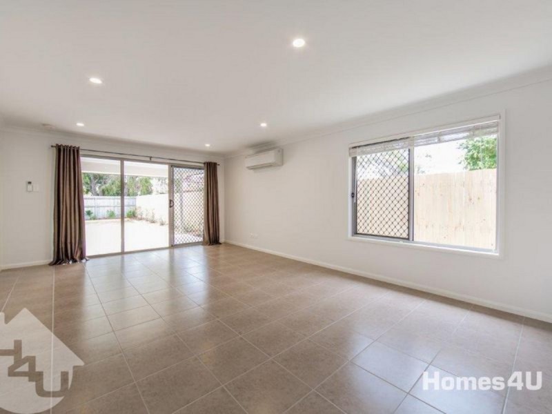 3 Samuel Street, Woody Point QLD 4019