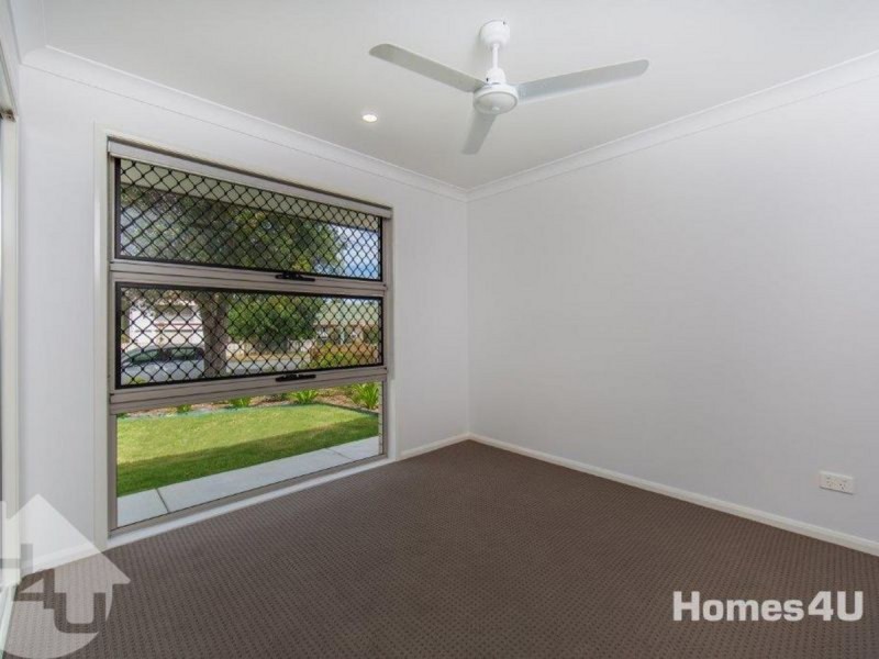 3 Samuel Street, Woody Point QLD 4019