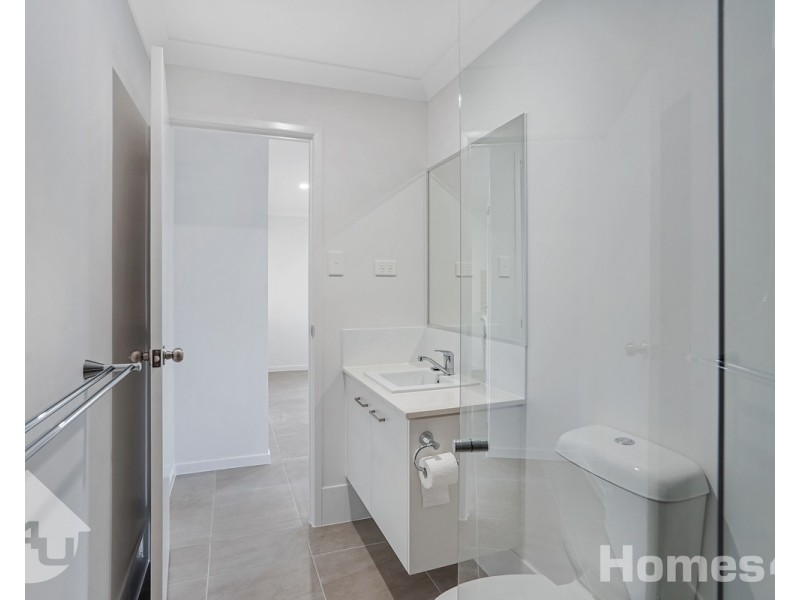 2/93 Cronin Street, Morayfield QLD 4506
