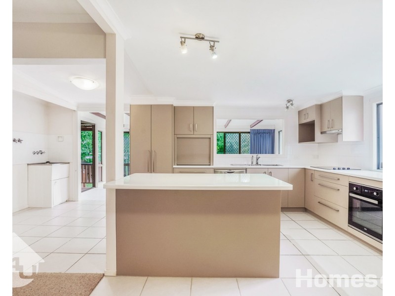 26 Bank Street, Margate QLD 4019
