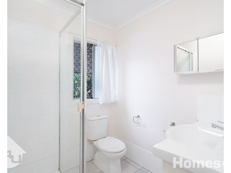 26 Bank Street, Margate QLD 4019