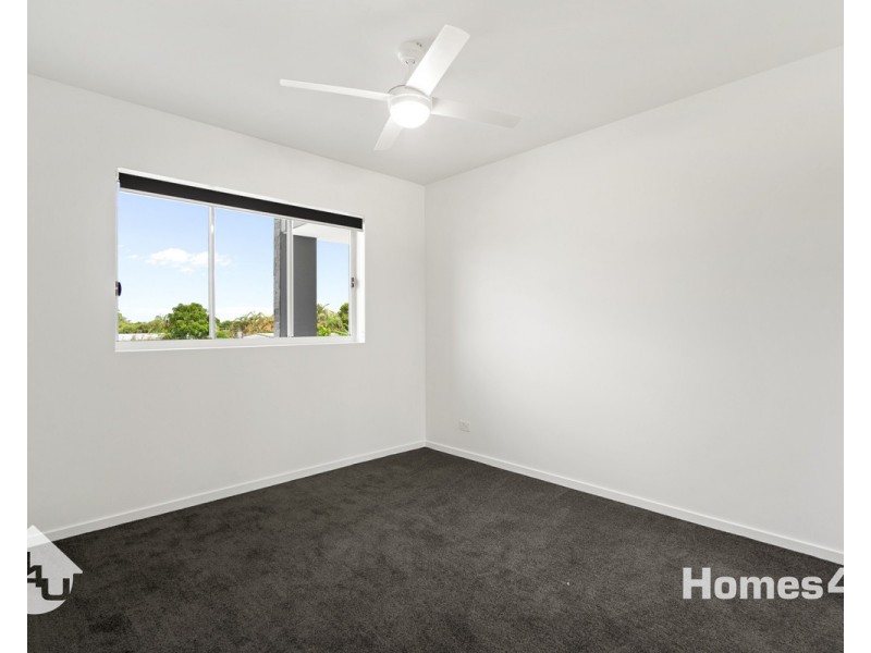 101/22 Arthur Street, Woody Point QLD 4019