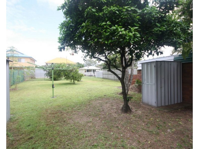 9 Laura Street, Clontarf QLD 4019