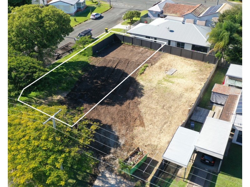 5 Dan Street, Clontarf QLD 4019