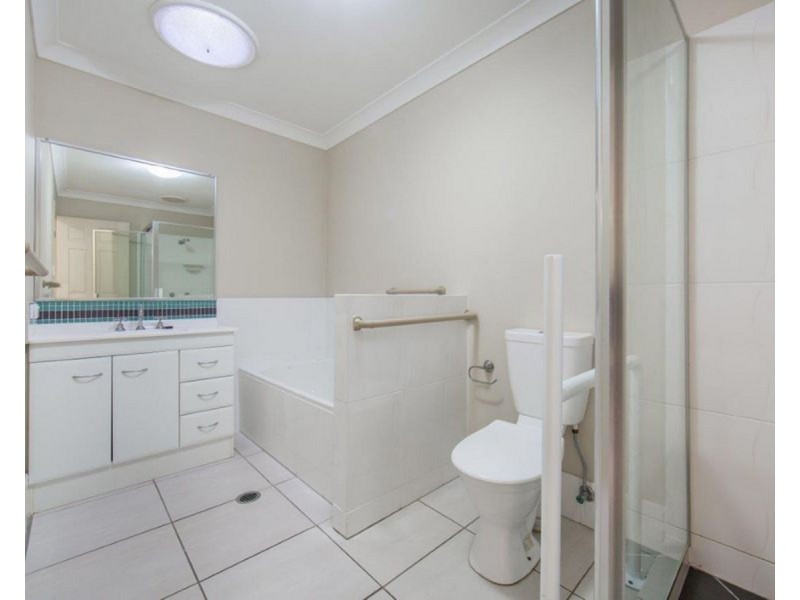 2/53 Coman Street South, Rothwell QLD 4022