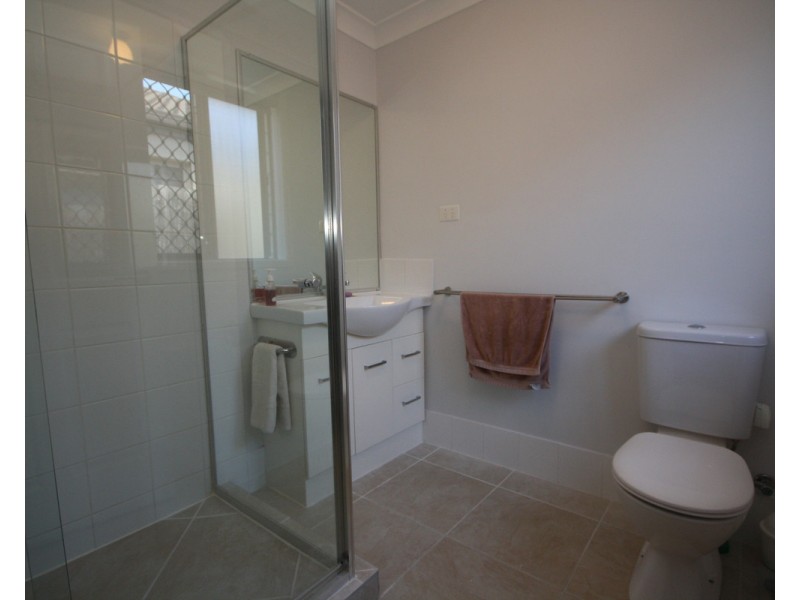28 Whitlock Drive, Rothwell QLD 4022